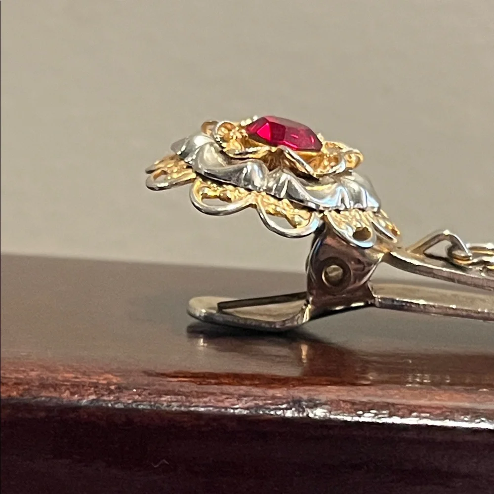 Vtg 50s Gold filigree & Red Gem Clip-On Key Holder - Picture 5 of 12